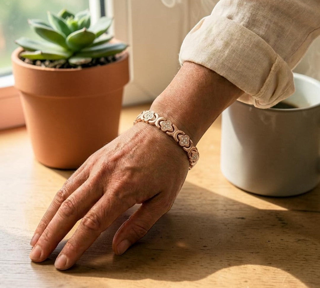 Pulseira de Cobre com Cristais Azuis | Lisboa by Luisa